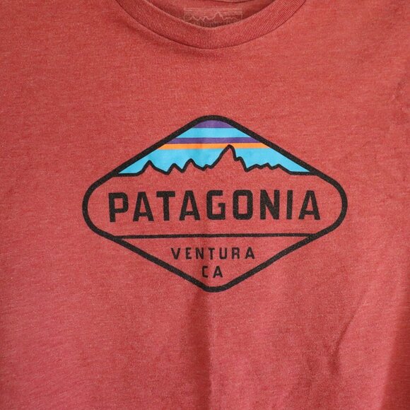 Patagonia Women's Burgundy Small Slim Fit Stretch Short‎ Sleeve Graphic T-Shirt - Picture 5 of 10